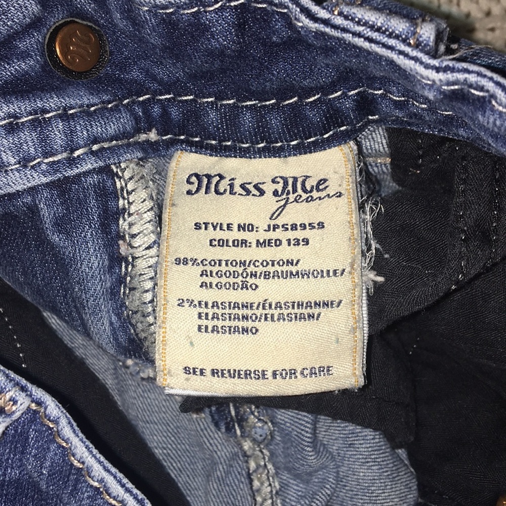 Miss Me skinny jeans 🌸 - Picture 5 of 8
